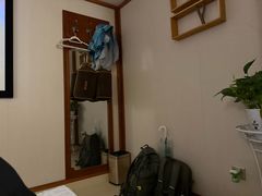 -颐而康·按摩·艾灸·足疗(南岸晶都店)