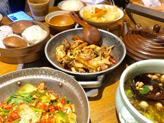 -吃饭皇帝大土家民族菜(正大广场店)