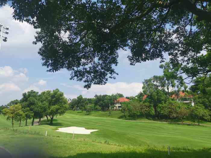 麓湖高尔夫球俱乐部-"夏日炎炎,疫情之下与友相聚一场练球日 .