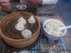-笑来喜馄饨小笼工坊店(湖滨街店)