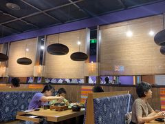 大堂-麦麦山云南菜(复地活力城店)