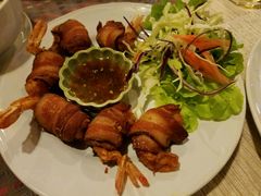 -Dash Teak House