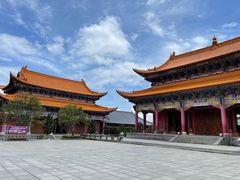 -三塔倒影公园