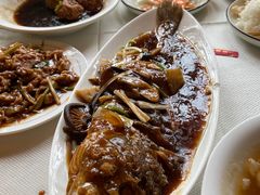 干烧大黄鱼-丰泽园饭店