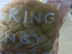 菠萝包-全家便利店(杭州龙翔桥地铁站店)