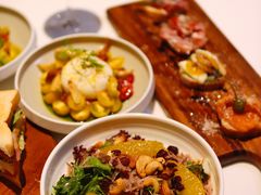-wineapp葡萄酒餐吧(外滩金融中心店)