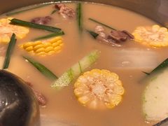 -肥仔文澳门猪骨煲(南京西路店)
