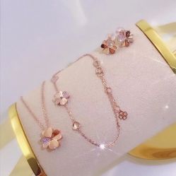 -夸克珠宝设计工作室