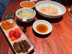 -裕兴记•蟹黄面馆(人民广场店)