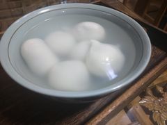 本地特色大汤圆-老味茶屋(川沙老街店)
