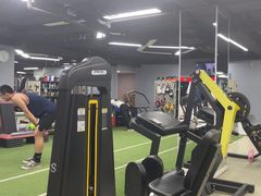 -即刻健身馆(对外经贸店)