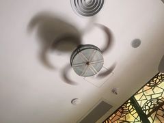 -东方浴足按摩保健中心