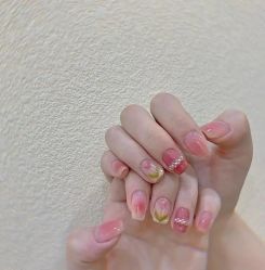 -悦指间美甲美睫