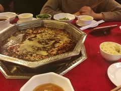 -山城年华老火锅(玉林店)