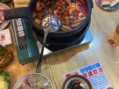 -黔二妞地摊火锅(龙华清湖店)