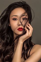 -onlygirl摄影美学馆高端定制(江滩店)