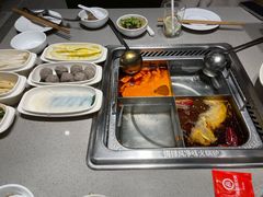 -海底捞火锅(金山百联店)