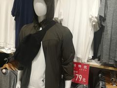 -优衣库(苏州天虹CCMall石路店)