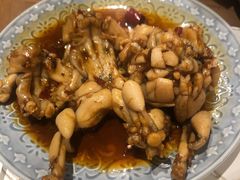 辣卤牛蛙-十面欢腾·海鲜面·台式Bistro(长乐路店)