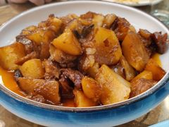 牛肉炖土豆-东北老家私房菜(文灶店)
