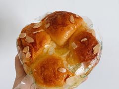 奶香椰蓉吐司-超港·蛋糕面包(国购店)