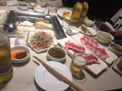 -海底捞火锅鲜切牛肉主题店(长寿路店)
