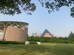 -上海市龙华烈士陵园