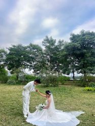 -莫兰迪婚纱摄影