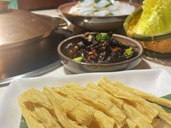 -喃喃椰·糟粕醋·椰子鸡火锅(七堡花园店)