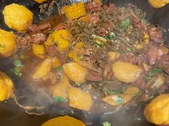 豆角土豆炖排骨-妈妈家铁锅炖(景诚园综合楼店)