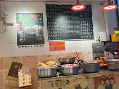 -柳州肥姨妈大骨螺蛳粉(东靖路店)