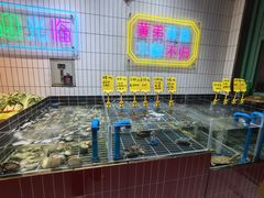 -黄弟大排档·湖南菜·小龙虾·小海鲜(凯旋北路店)