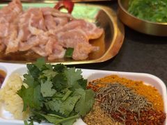 -一家东北烤肉(华大店)