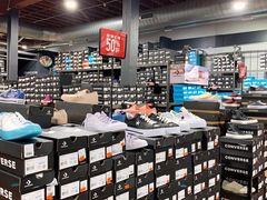 -伯肯黑德角名品折扣购物中心