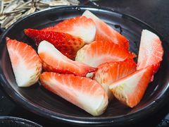 -果松木炭酸菜铜火锅·外婆参鸡汤