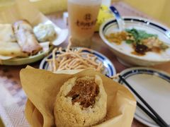 -正南齐北·老街糯米团(洪崖洞店)