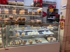 -白玉兰食品甜凤店(合生汇店)
