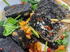 -黑色经典臭豆腐·湖南特产(步行街店)