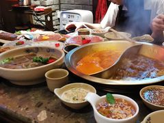 -小龙坎火锅(湖滨银泰in77店)