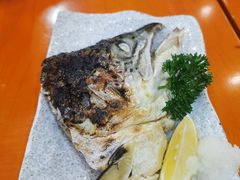烤三文鱼头单点-银子铁板烧料理自助餐(人民广场店)