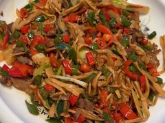 -川流不息·地道川菜·小龙虾(松东路店)