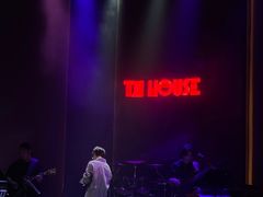 -TZ House音乐现场(来福士中心店)