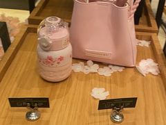 -星巴克臻选(杭州嘉里中心1F店)