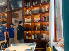 -蚝堡·生蚝海鲜烧烤物种起源•海肠捞饭(刘公岛店)