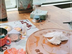 -蜜桃餐厅·伴山(湖滨商业街店)