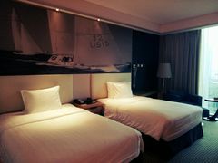 -苏州金鸡湖中茵皇冠假日酒店