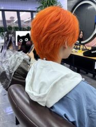 -藤野造型烫发染发