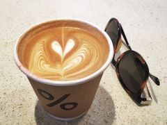 热的咖啡拿铁-% Arabica(京都东山店)