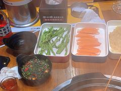-牛小嫩串串火锅(老国贸总店)