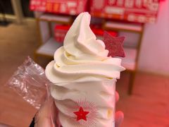 牛奶冰激凌-红星前进面包牛奶公司(五道口购物中心店)